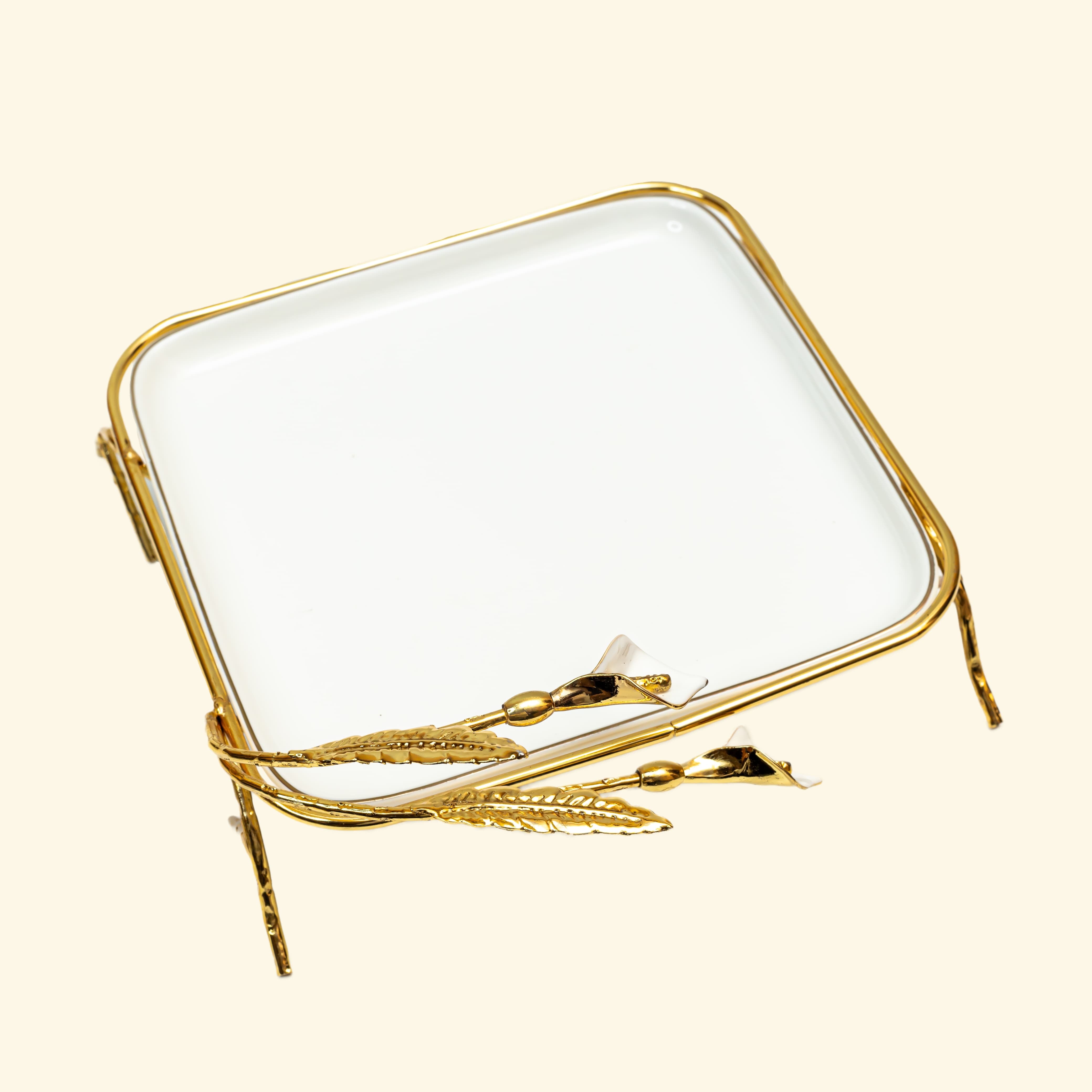 Ceramic Platter with Metal Golden Stand