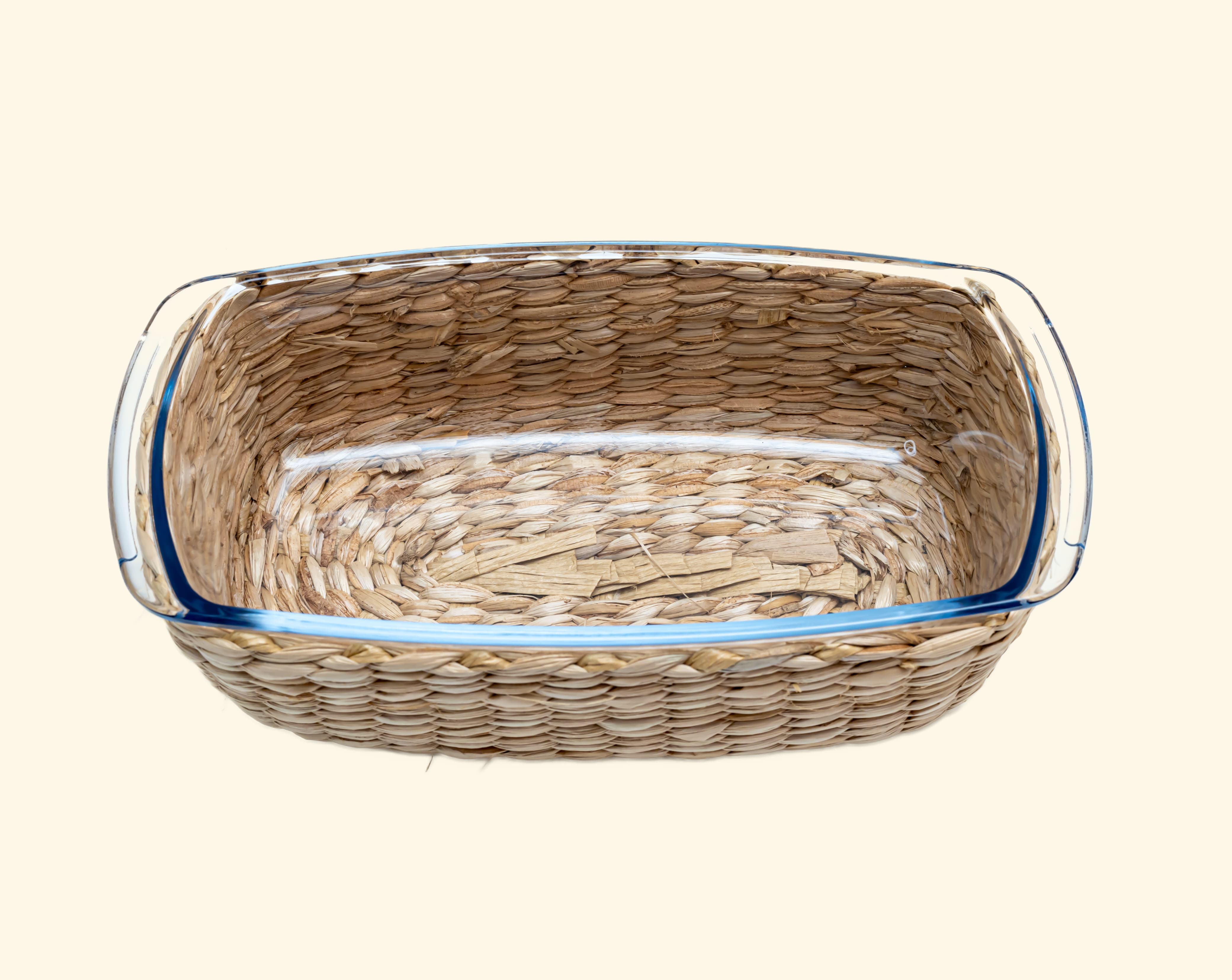 Glass Baking dish with cane cover