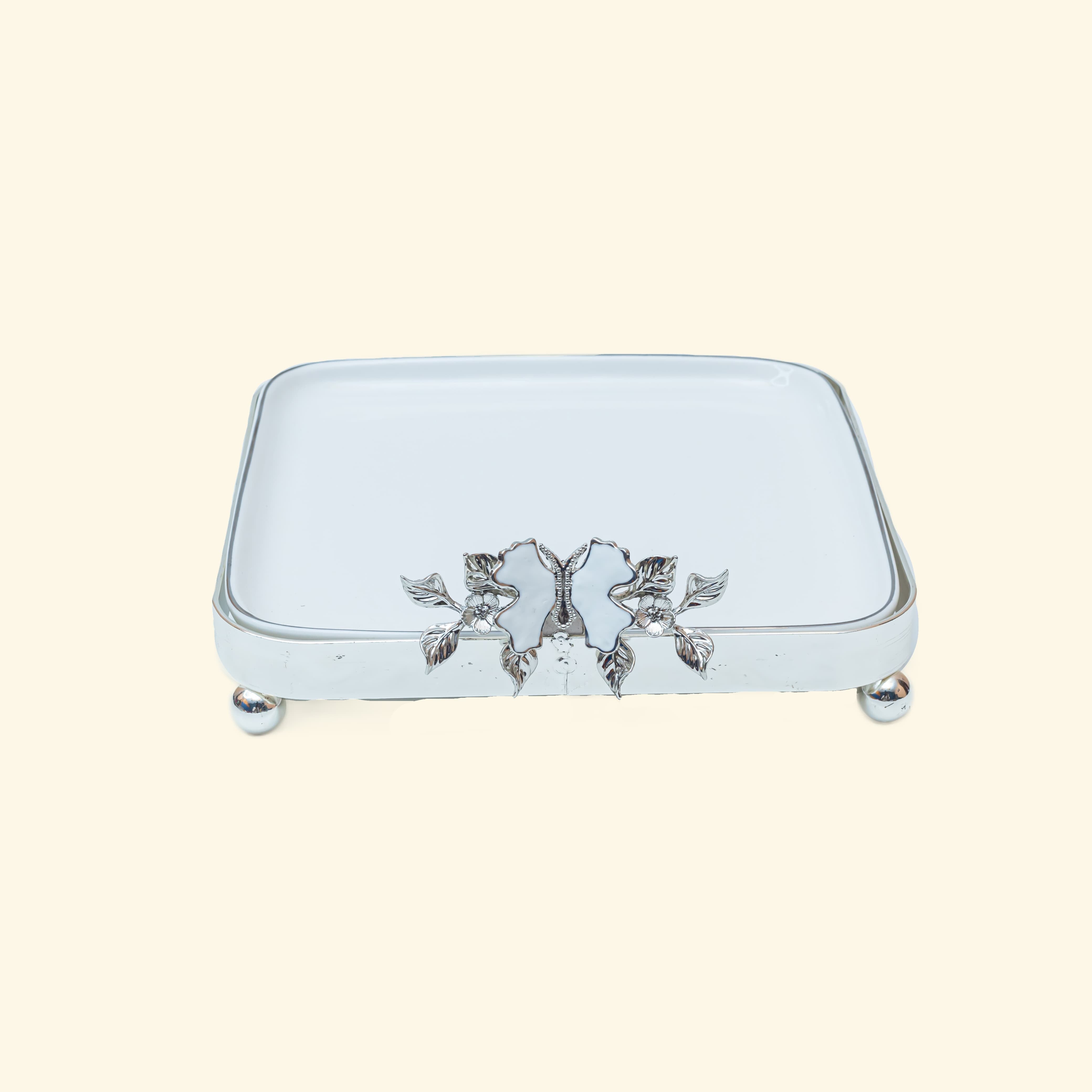 Ceramic Platter with Metal Silver Stand