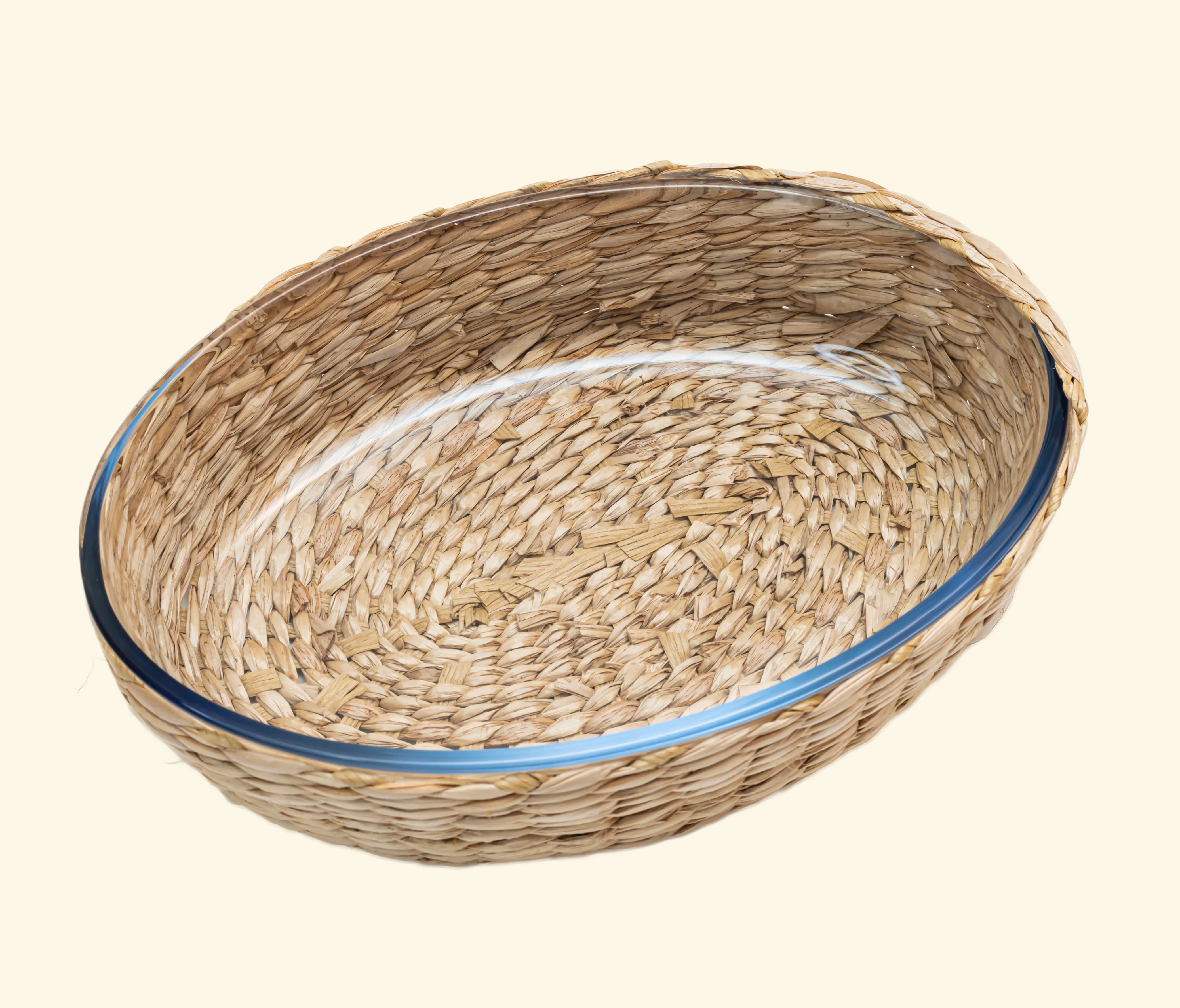 Glass Baking dish with cane cover